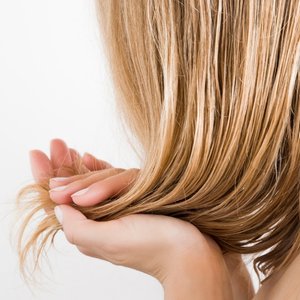 Reposição de Vitaminas | Dra. Raisa Resende | Dermatologia